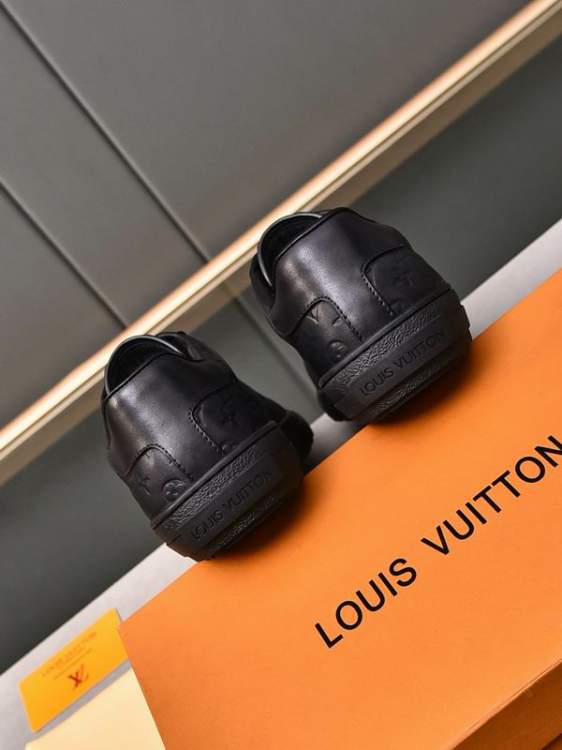 Picture of Louis Vuitton Shoes _SKULVsz38-45mnf020215243